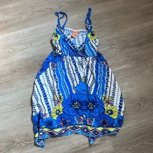 Flowy blue floral dress the size are pointy in an xs